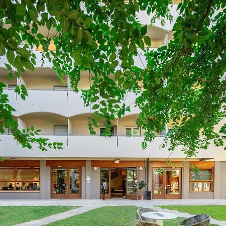 La Pergola 利尼亚诺萨比亚多罗
