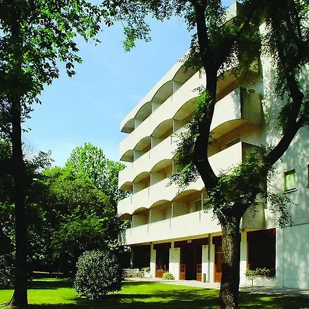 Готель La Pergola Ліньяно-Сабб'ядоро